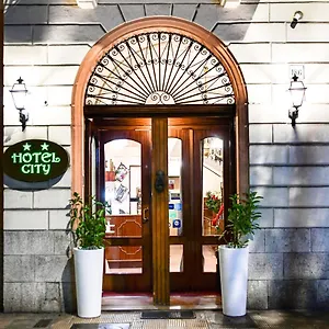 City Hotel